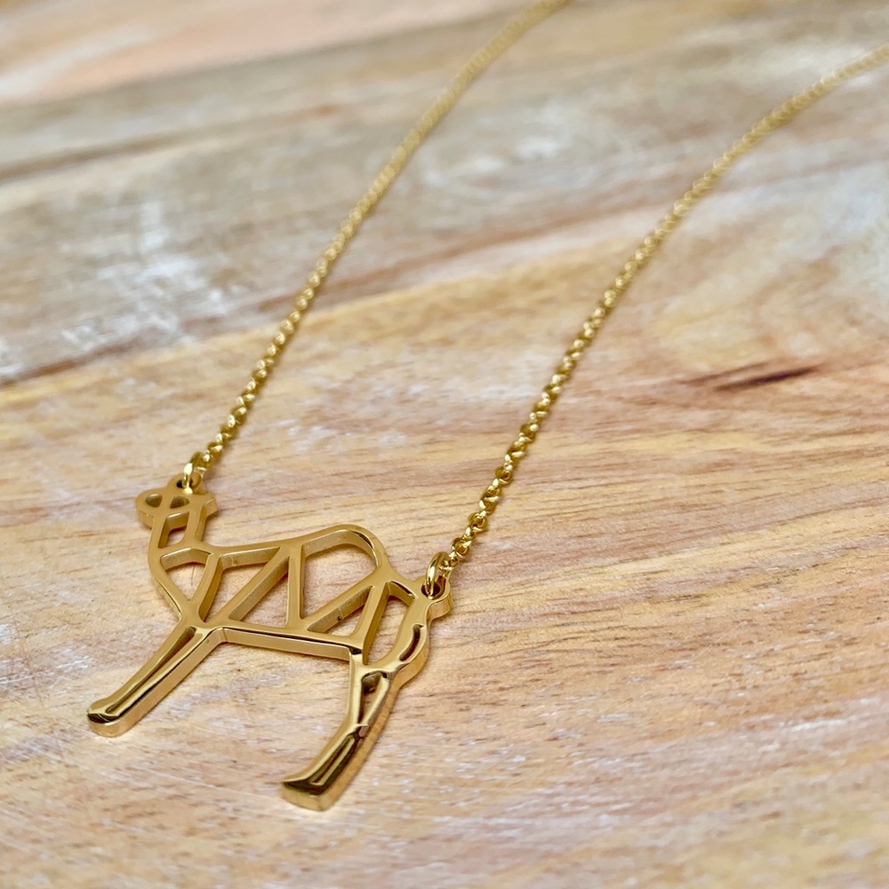 ACCESSARI GEOMETRIC CAMEL NECKLACE